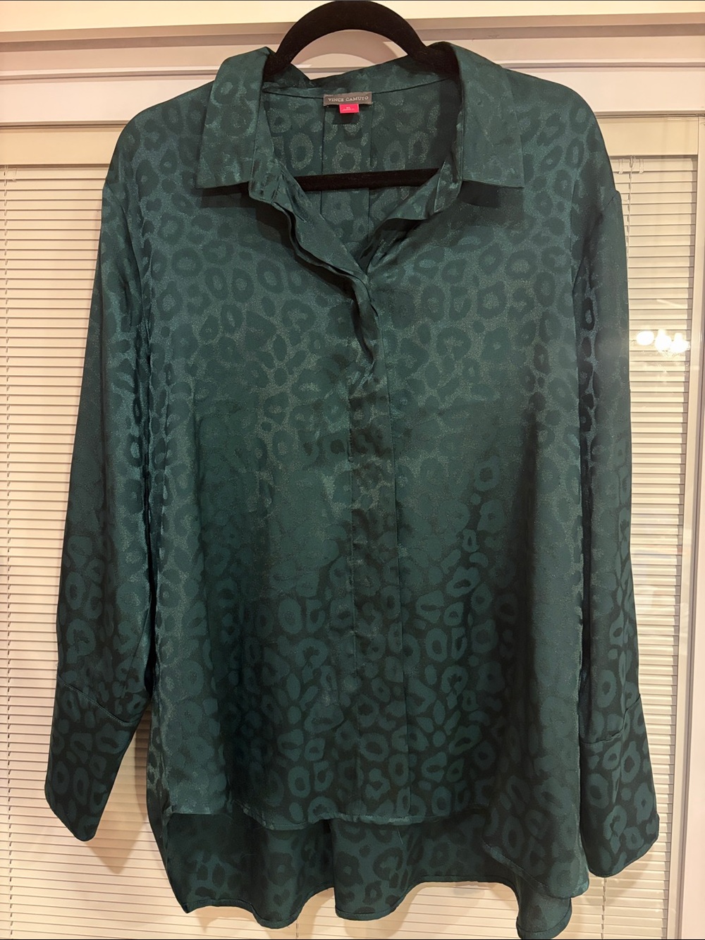 Vince Camuto Teal Leopard Print Button Up Blouse Size XL